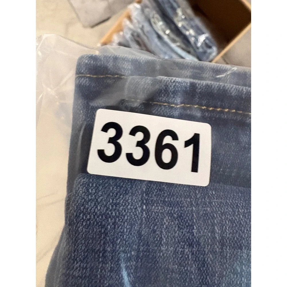Levis Classic Bootcut Jeans Womens 29 Medium Wash Denim Blue Pants 3361